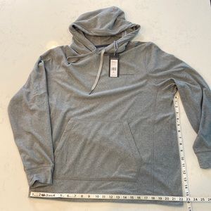 Vineyard Vines Men’s size Medium Gray Sankaty Fleece textured Hoodie